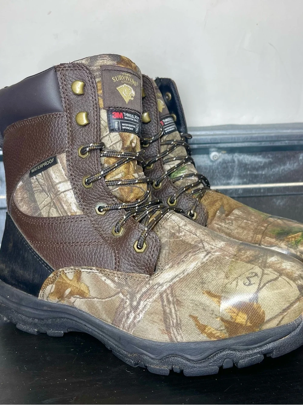 Herman Survivors Mens Size 9 Camo Hunting Boots 3M Thinsulate Waterproof